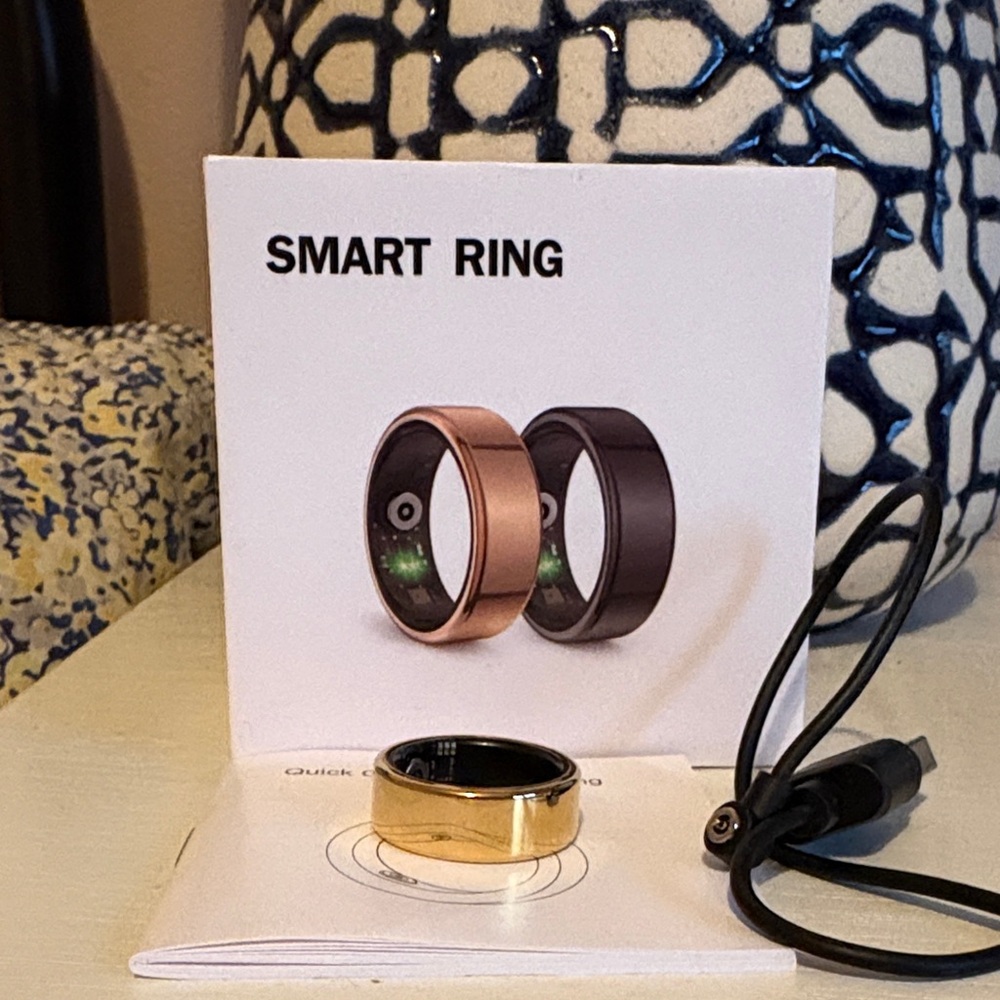 Elegant Gold and Black Smart Ring
